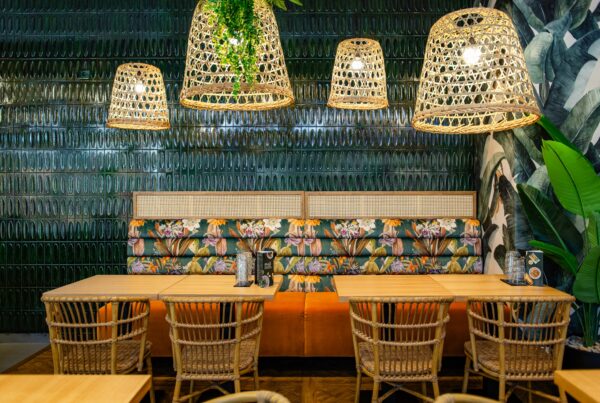 Pho Station Sello seating area